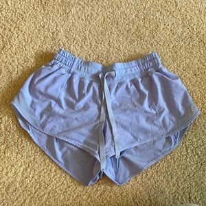 Light purple Lulemon hotty hot short size 4